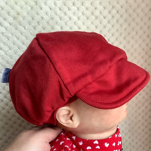 Paraiso Red Newsboy Style Cap for baby - Picture 3 of 8